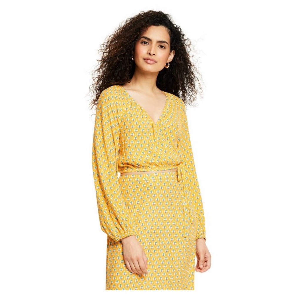 Rhode Dainty Lotus Print Wrap Top